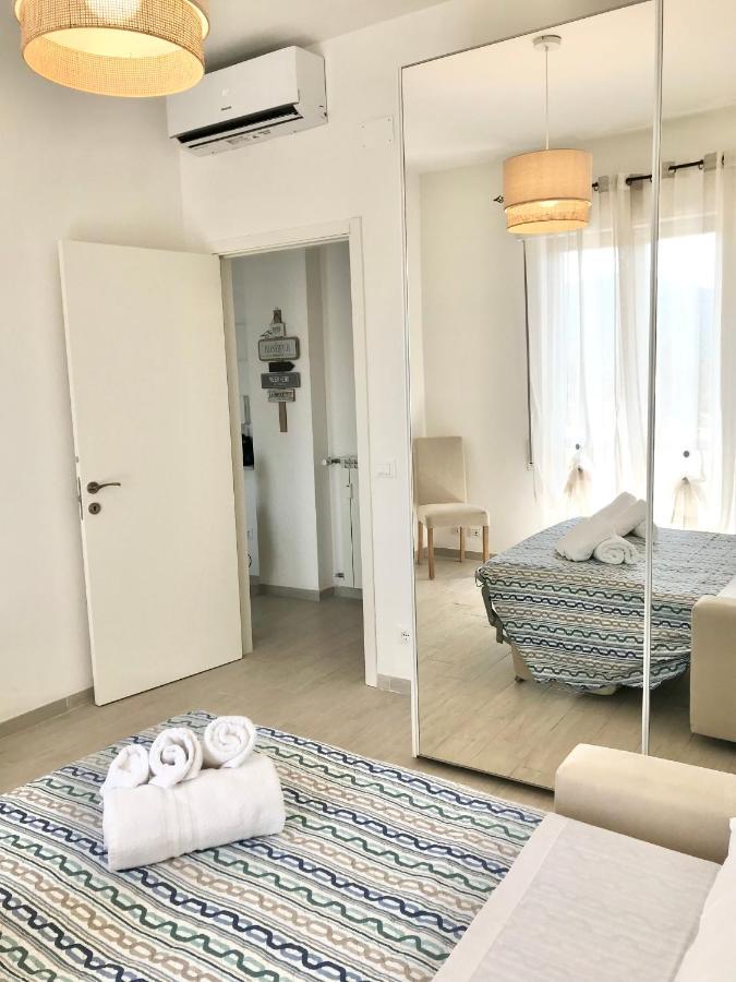 Casa Del Sole Apartment Savona Exterior photo